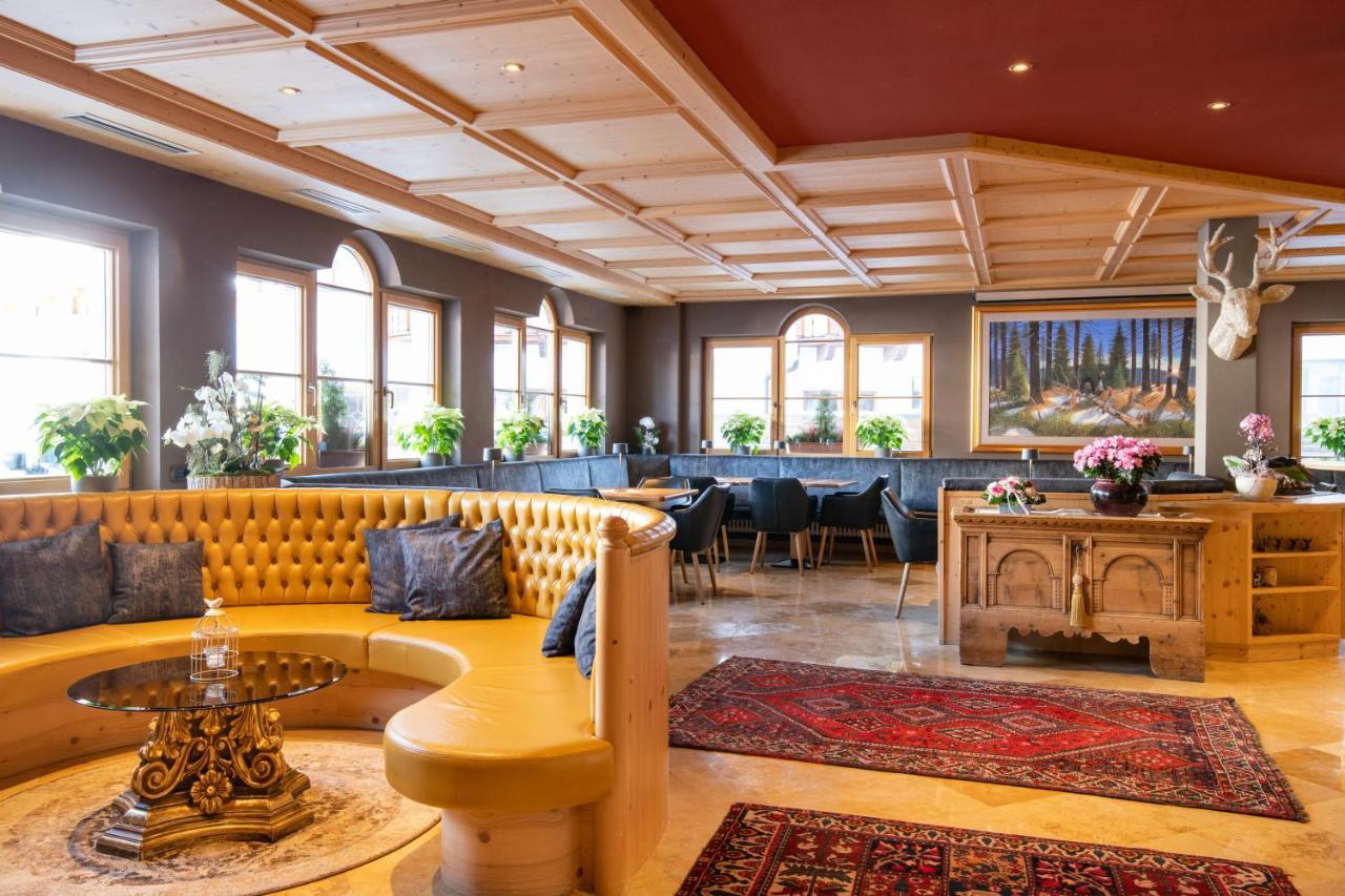 סלבה די ואל גרדנה Hotel Somont מראה חיצוני תמונה