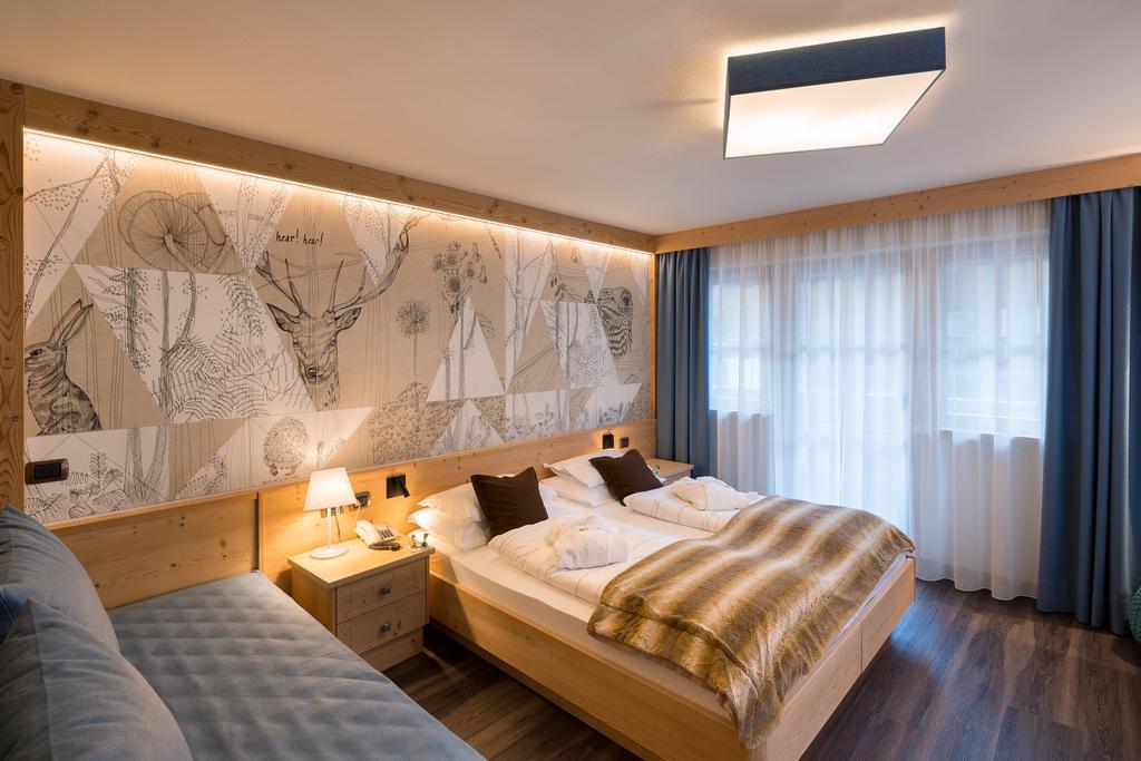 סלבה די ואל גרדנה Hotel Somont מראה חיצוני תמונה