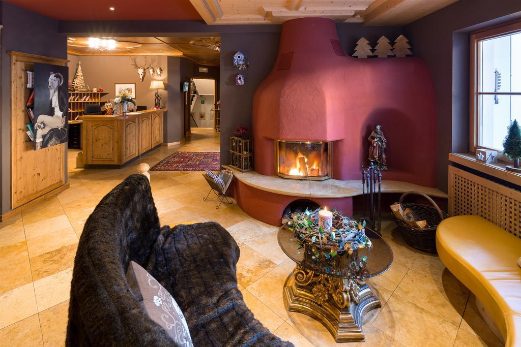 סלבה די ואל גרדנה Hotel Somont מראה חיצוני תמונה