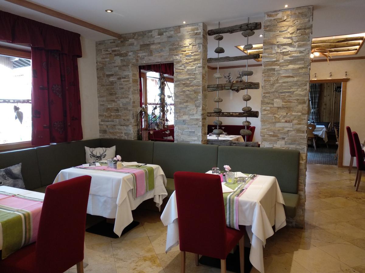 סלבה די ואל גרדנה Hotel Somont מראה חיצוני תמונה